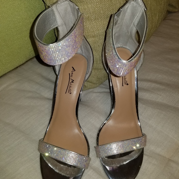 Shoes - Picture 3 of 3